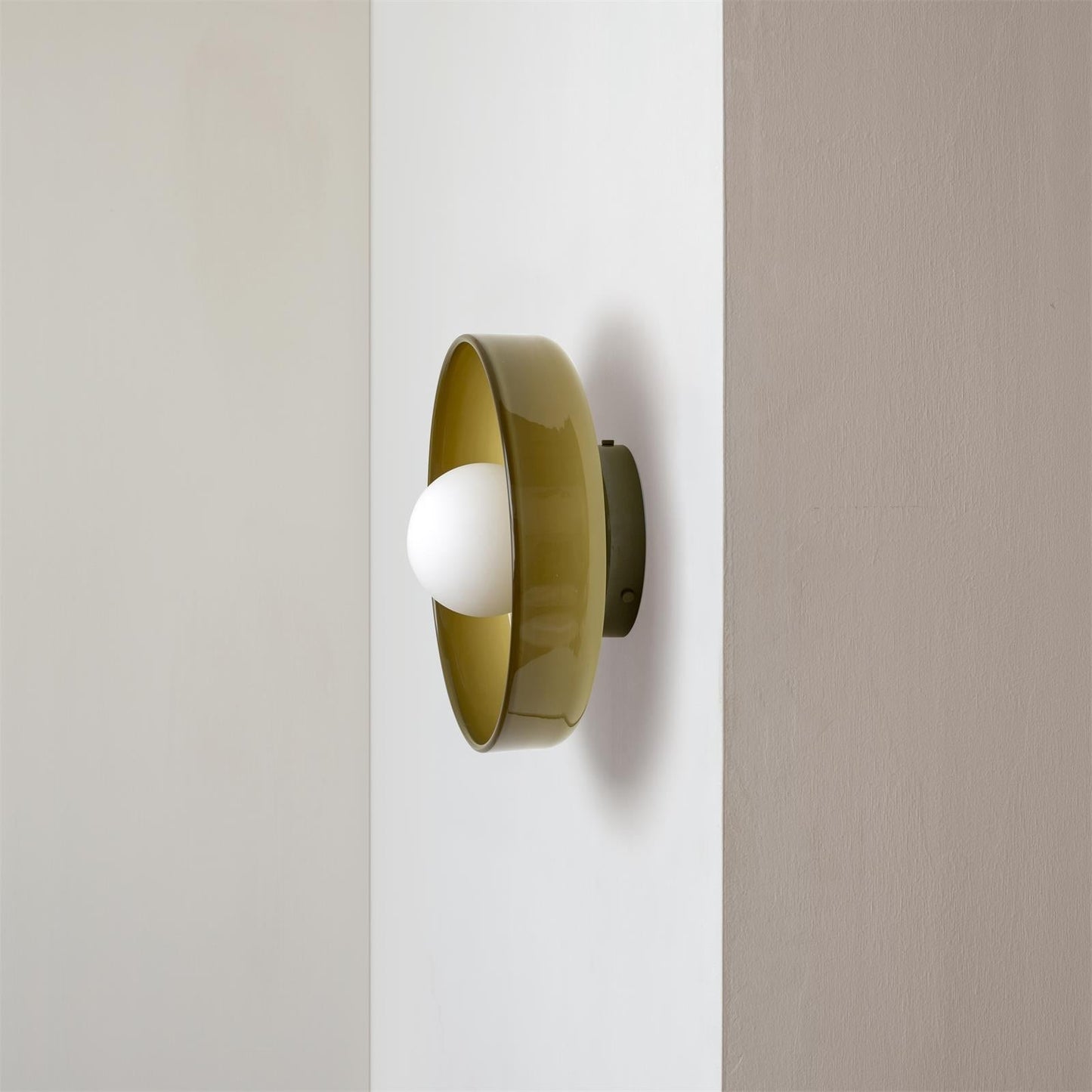 Moderne Ronde Flush Plafondlamp | Strakke LED Keukenlamp voor Plafondmontage – CleanCircle LED