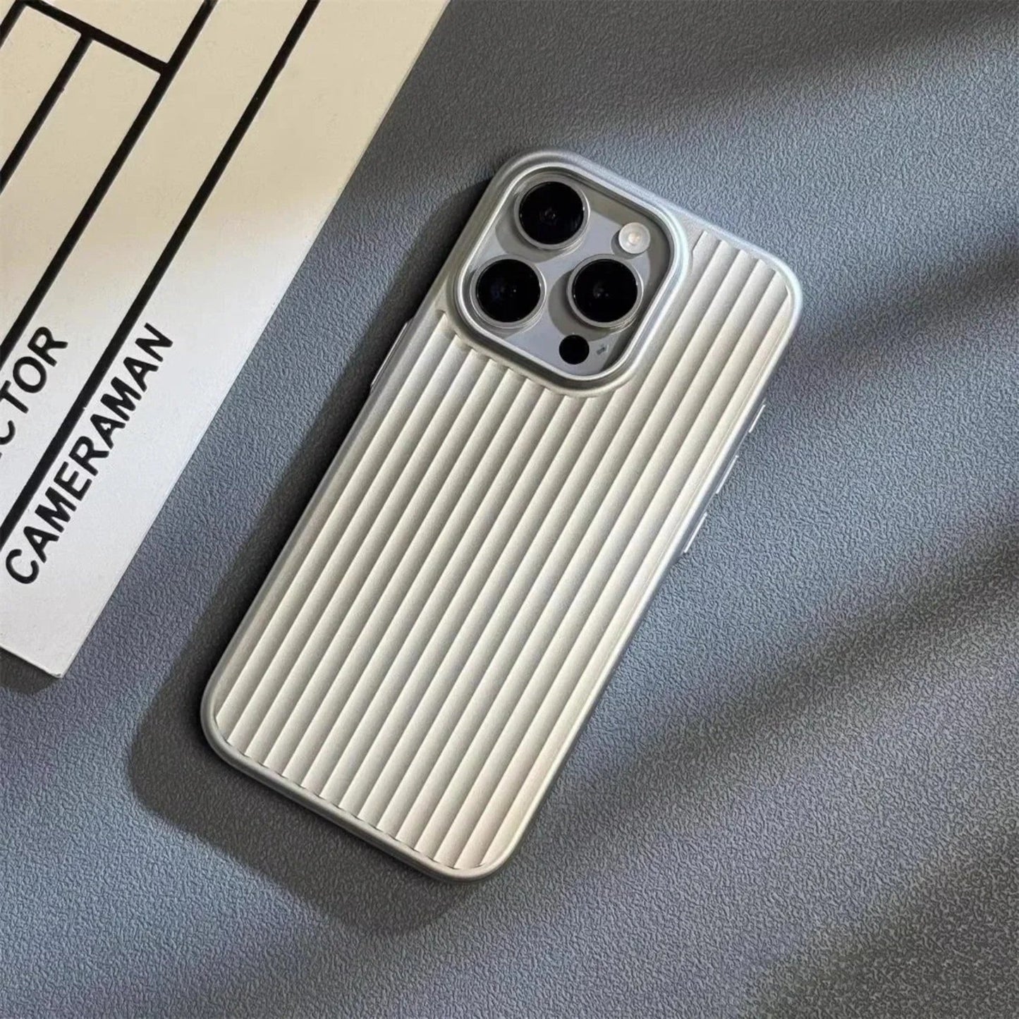 Titanium Shield Pro – Ultieme Beschermhoes voor iPhone – Vetra