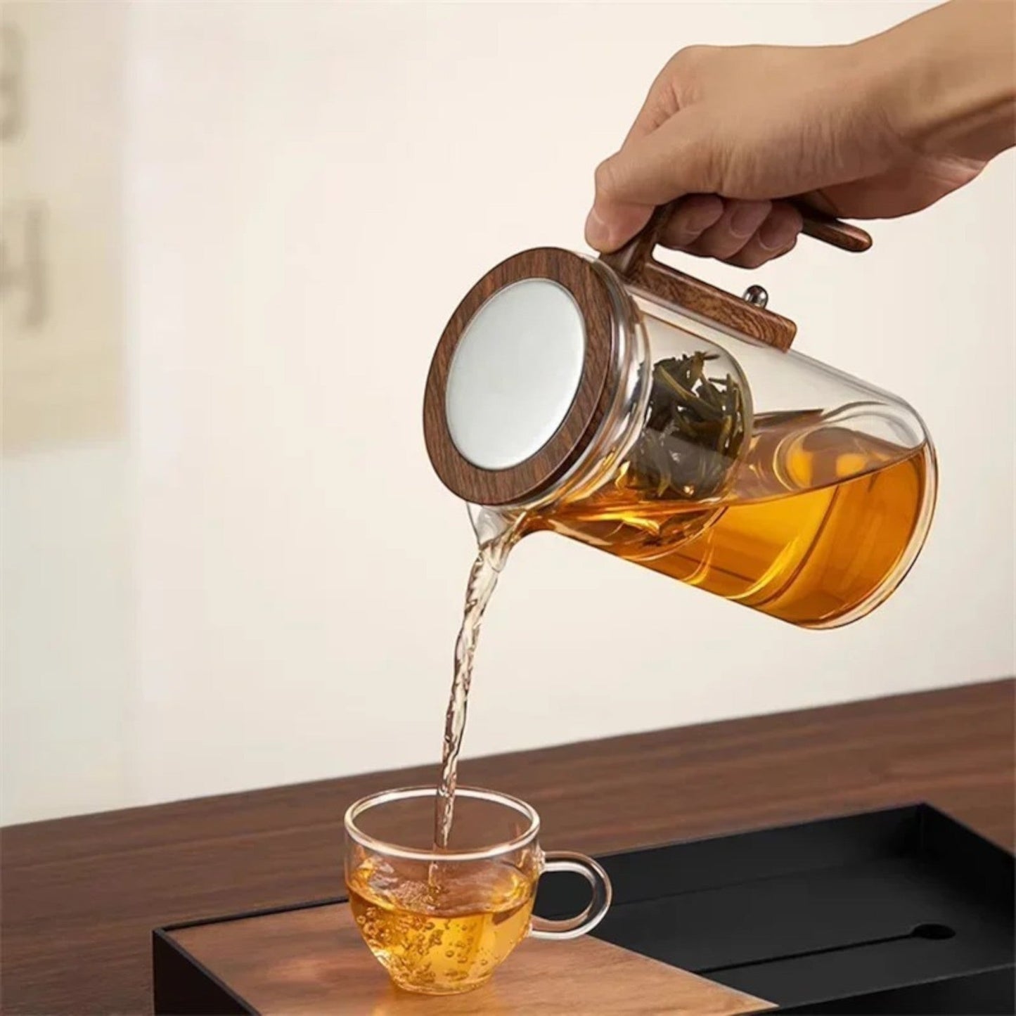 Elegante Glazen Theepot met Infuser – Creatief Ontwerp voor Losse Thee – ZenSteep – Amari