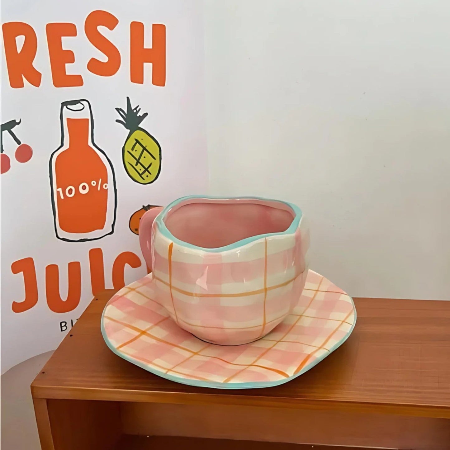 Ambachtelijke Keramische Beker met Elegant Design – The Crafted Mug