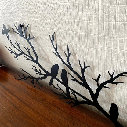 Metalen Muurdecoratie Vogels op Tak | Stijlvolle Wandkunst voor Moderne of Klassieke Interieurs – BirdBranch Wall Art