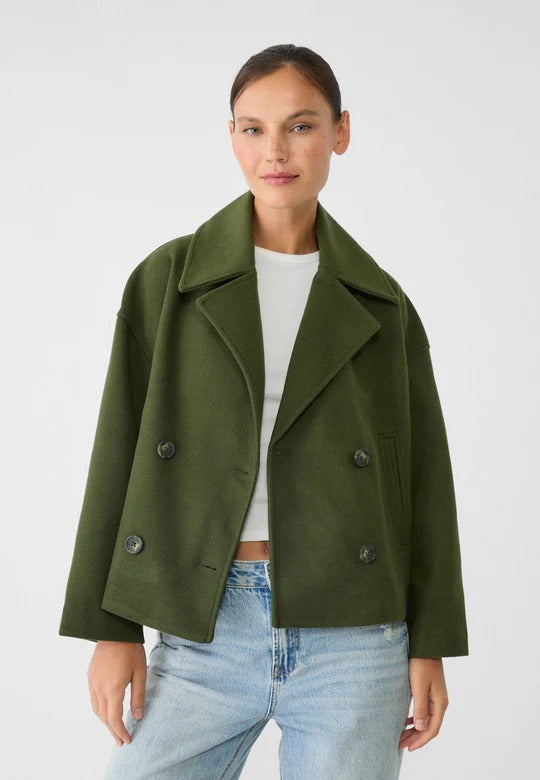Korte Damesblazer met Knoopsluiting – Elegant & Gevormd – DuoChic